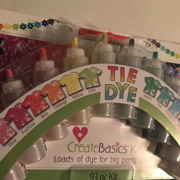 Create Basics 93 pc Tie Dye Kit 20 Bottles New - Picture 3 of 3